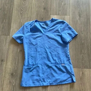 FIGS Scrub Top Two Pocket Light Blueish/Purple Size XS